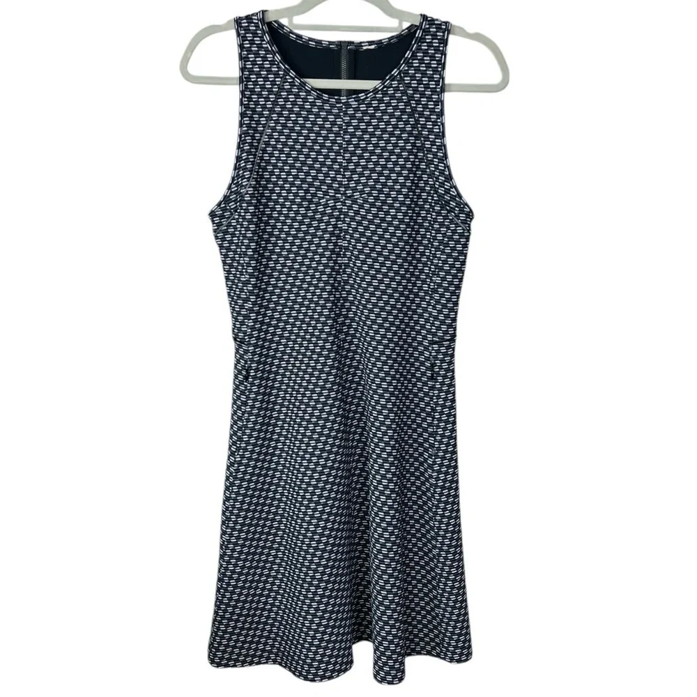 Lululemon Athletica  &go 'Til Dawn Dress Deep Dive White Black  Women’s Size 10